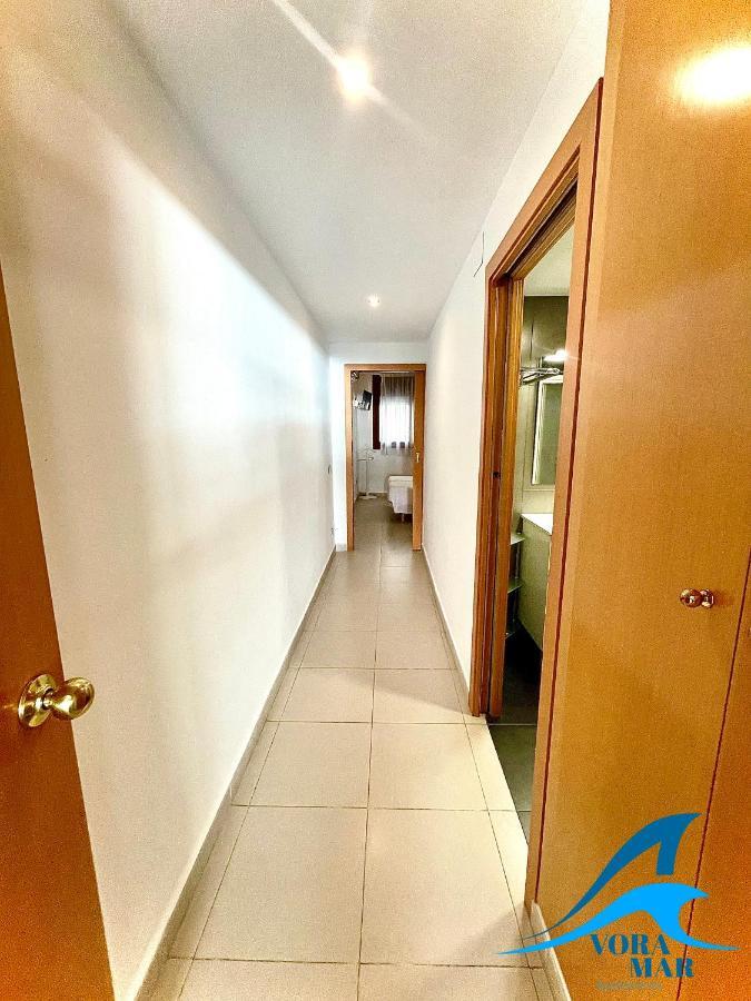 Apartaments Voramar 2 Камбрильс Экстерьер фото